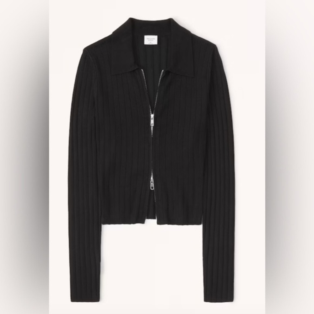 Abercrombie • Black Zip Ribbed Sweater